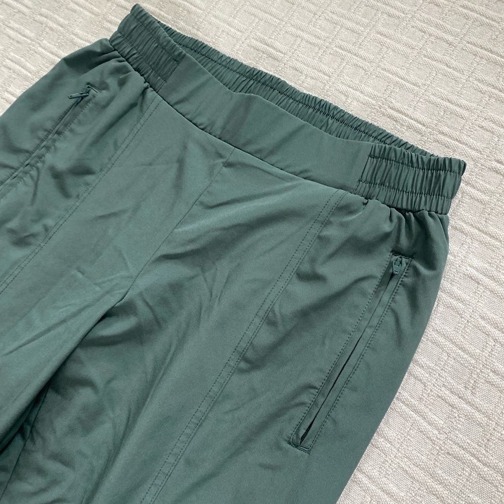 Never Not Hustling green pants.